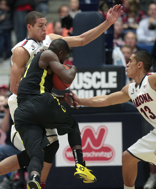No. 2 Arizona 67, Oregon 65