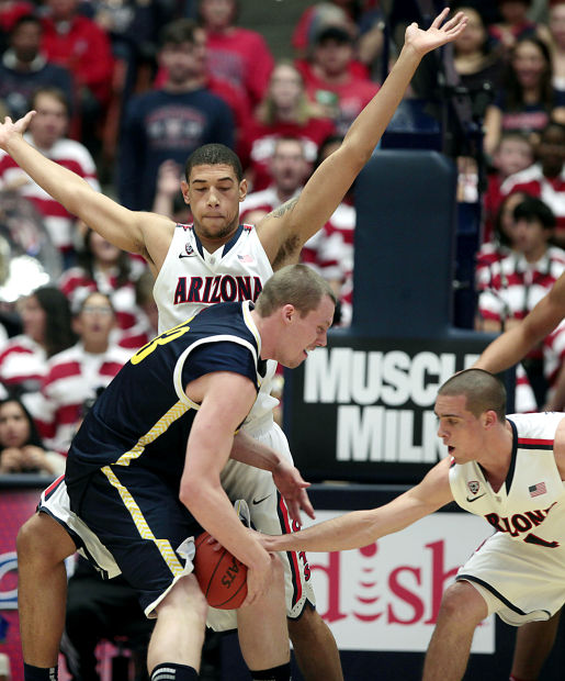 Arizona basketball: UA 77, NAU 44
