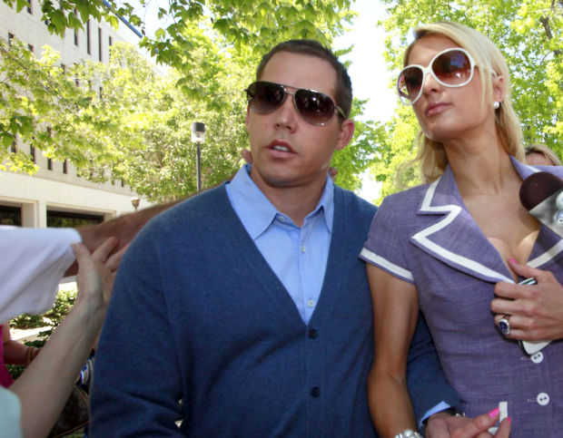 Cy Waits, Paris Hilton