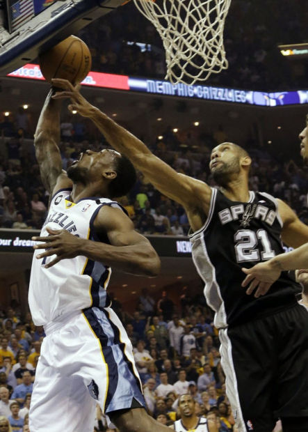 NBA: Spurs 104, Grizzlies 93: Spurs grind back to go ahead 3-0