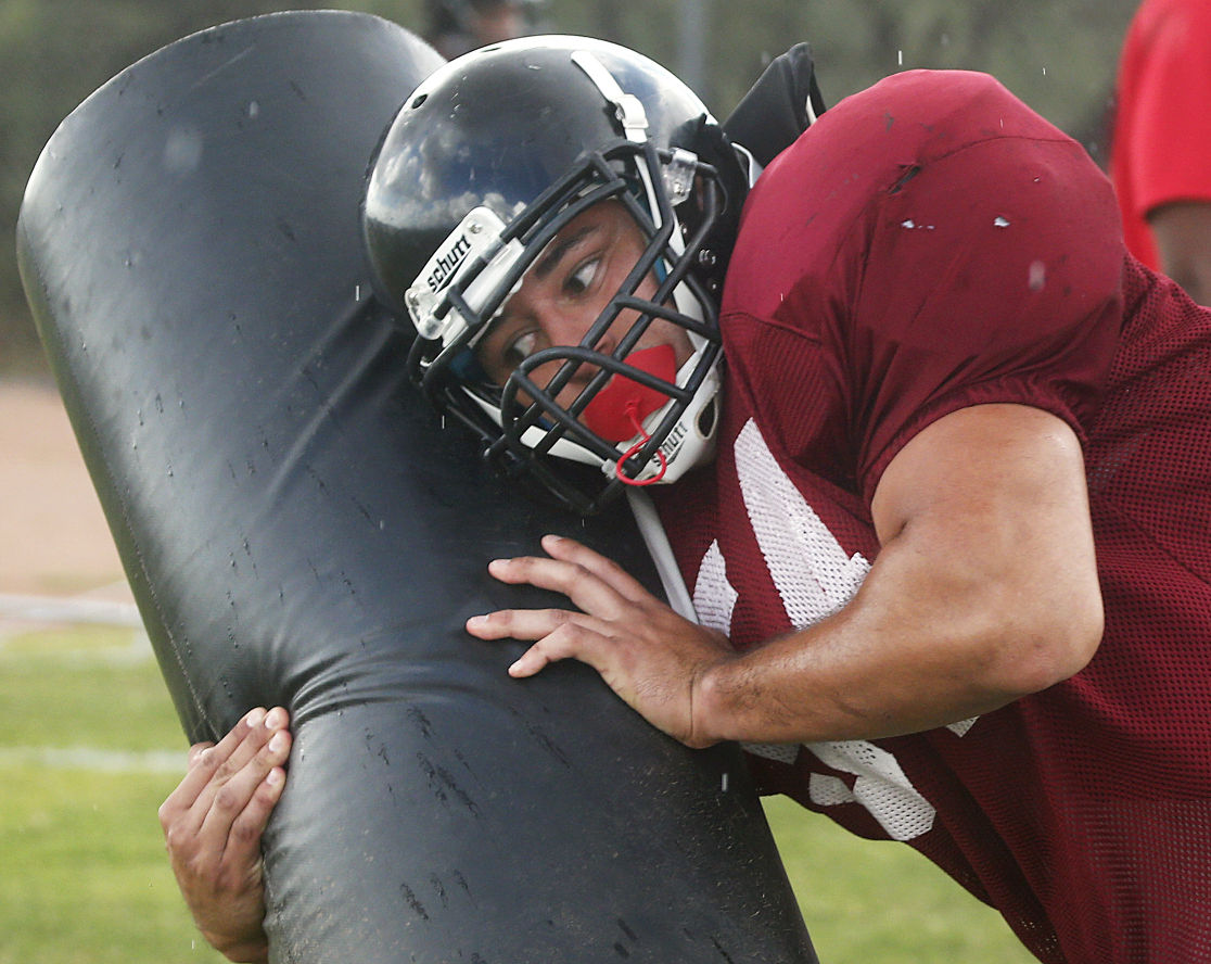 High school football players to watch in 2014: Izzy Calvillo