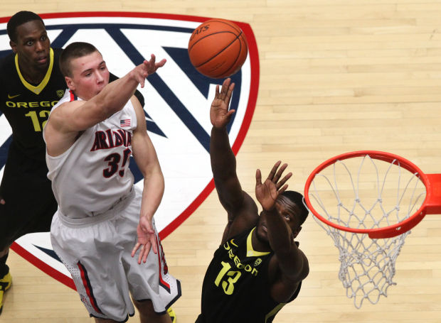 No. 2 Arizona 67, Oregon 65