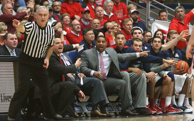 No. 2 Arizona 67, Oregon 65