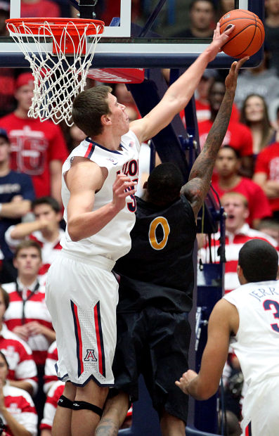 Kaleb Tarczewski's Wildcat dossier