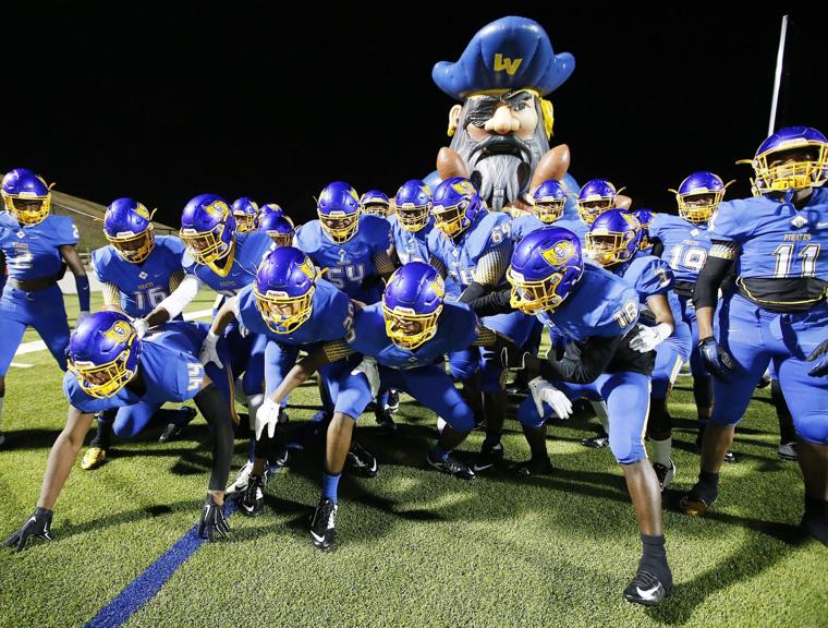 Unbeaten La Vega ‘doing what it takes to win’ in this year’s state final run