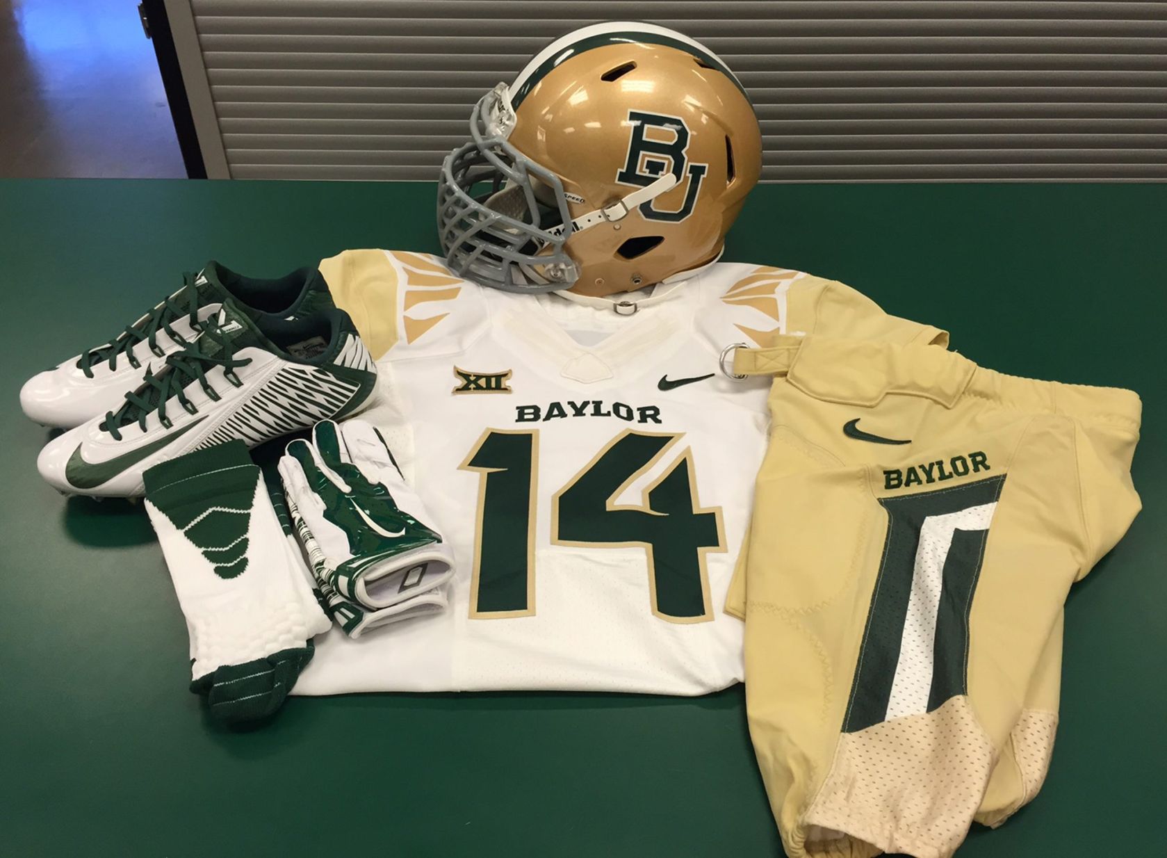 baylor bears football jersey