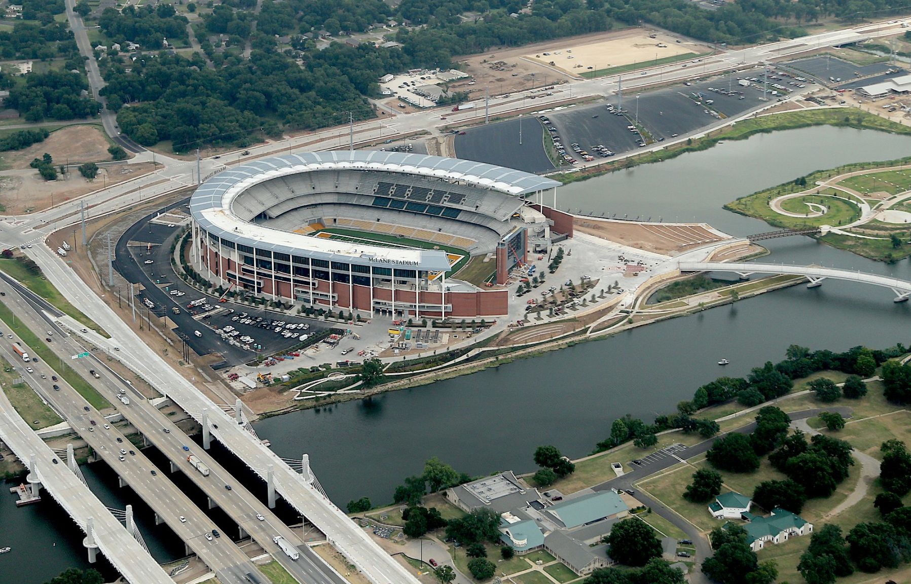 Smoking, umbrellas, cushions banned at McLane Stadium