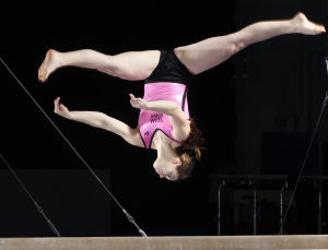 No fear: Hogan vaults to top in gymnastics