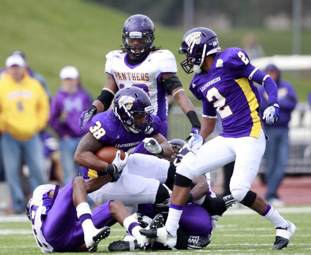 uni football