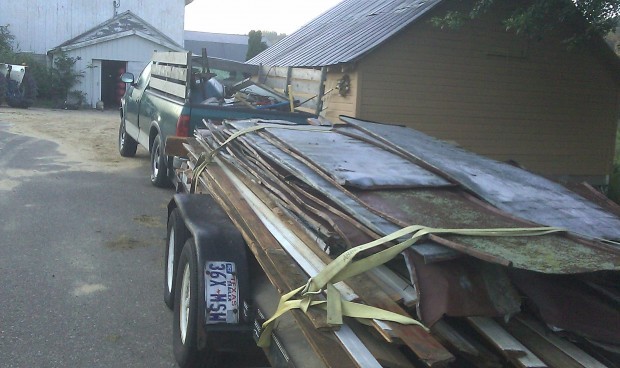 How much weight can a Ford F-150 pickup.