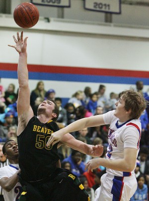 Little Ten boys basketball: Wisconsin Lutheran downs Beaver Dam, takes control of Little Ten