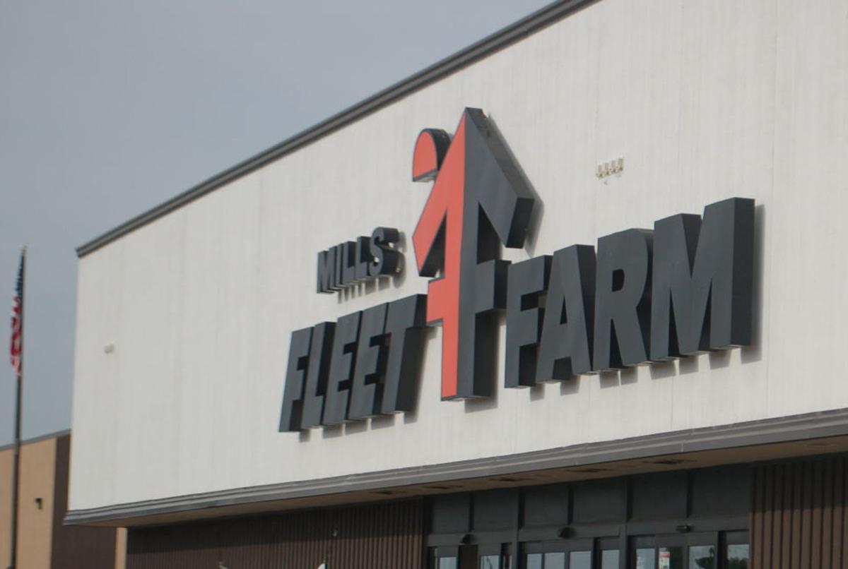 Investment firm buys Fleet Farm Area business