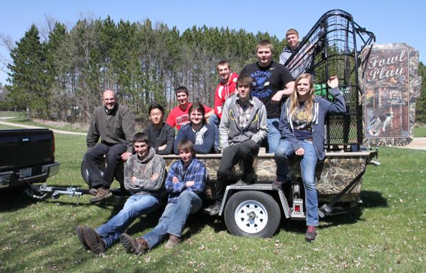 Riding on air: Rio students build custom airboat | Area News | wiscnews.com
