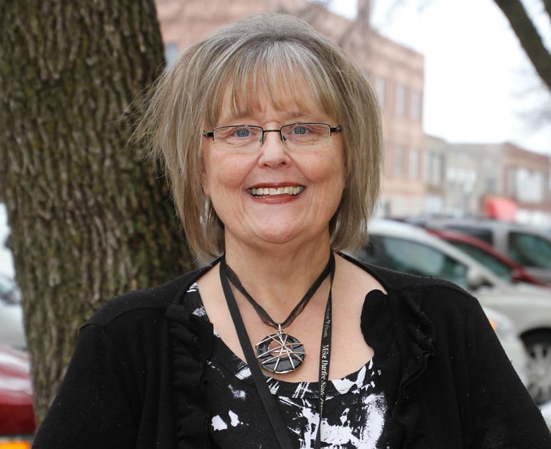 single lesbian women in bon homme county Tyndall officer officer injured in hit-and-run the bon homme county sheriff's office says officer kelly morrison's two-run single sends twins past brewers. single lesbian women in bon homme county Tyndall officer officer injured in hit-and-run the bon homme county sheriff's office says officer kelly morrison's two-run single sends twins past brewers.