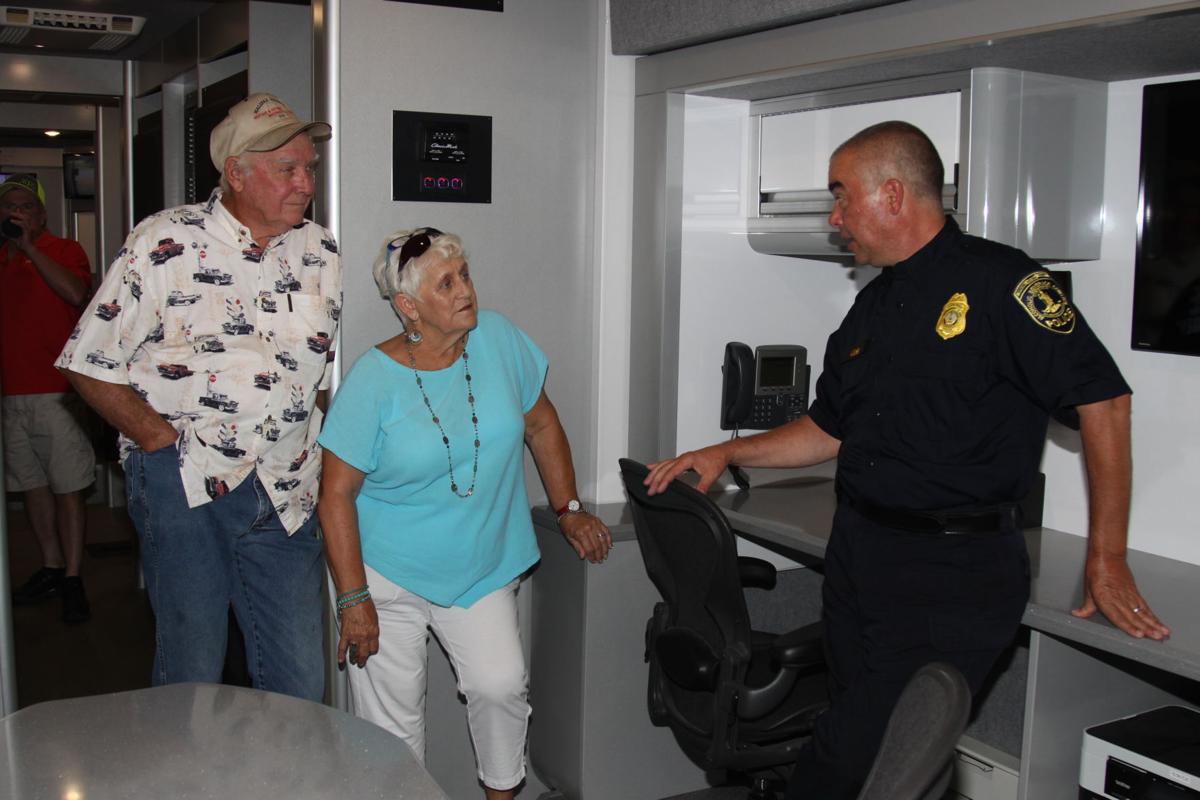 Community Enjoys A Good Night Out County Life Yourgv Com