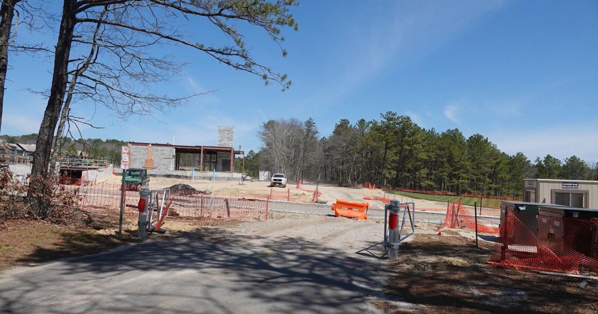 Settlement With Discovery Land Over The Hills Is Seen as Necessity by Most