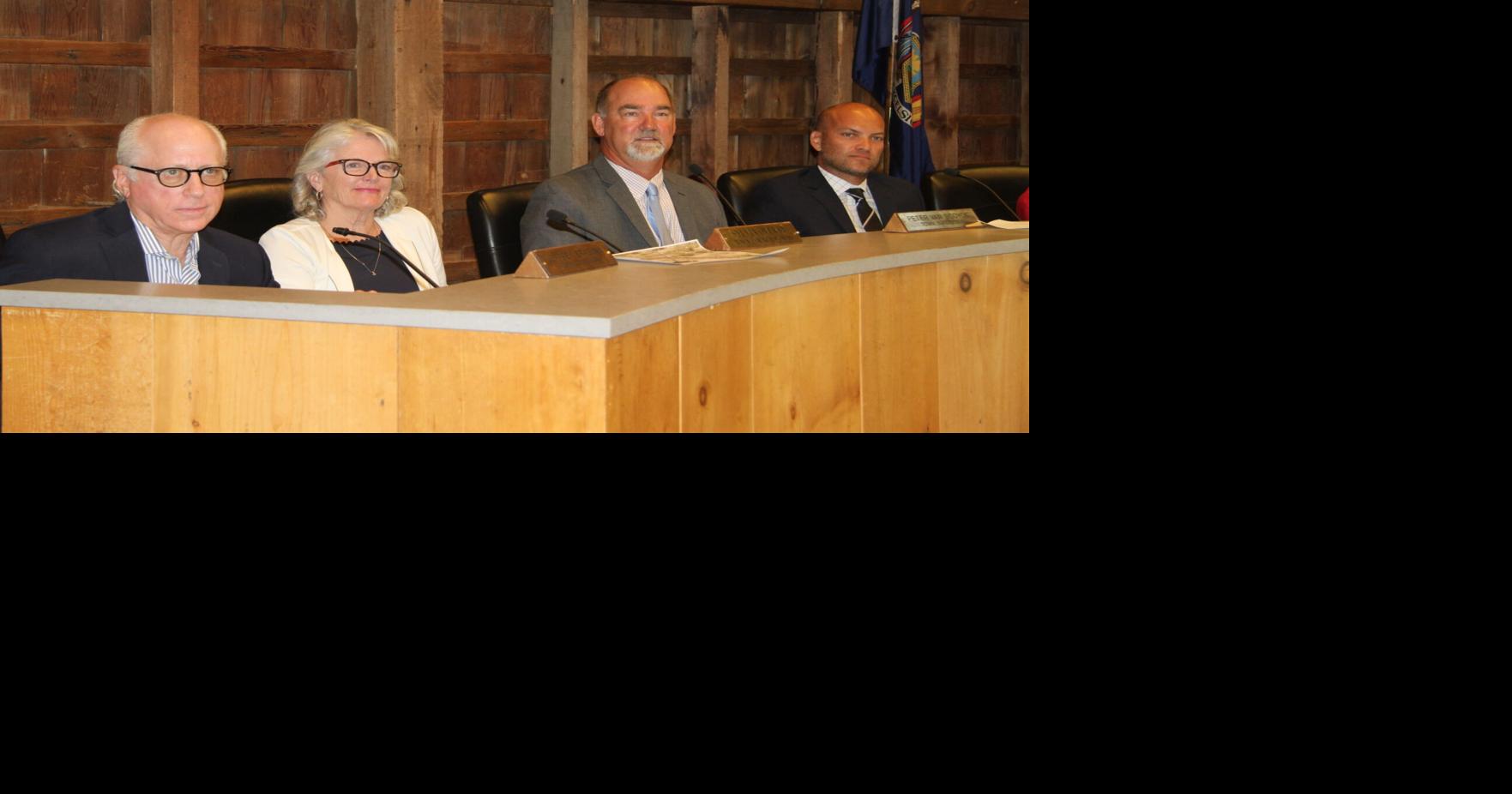 Democratic Primary Is On In East Hampton | The East Hampton Press ...