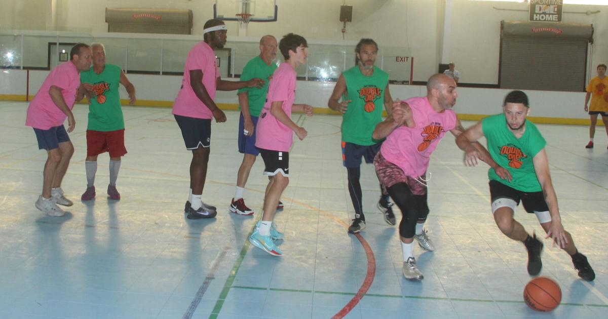 Double-Dip Hoops Fiercely Contested