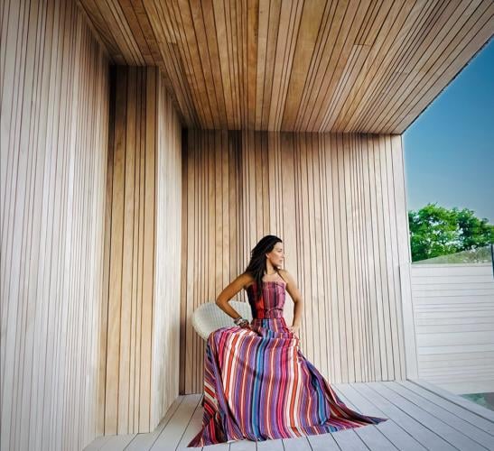 Van Rosen Artist Oz Van Rosen Fuses History and Modernism at the 'Moz Home ...