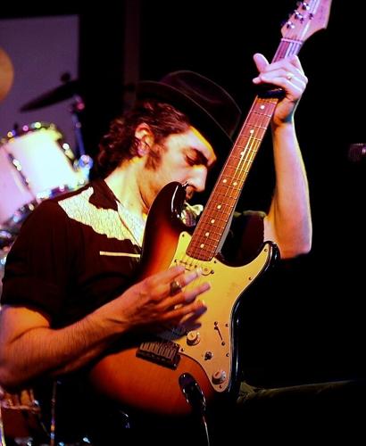 Jake Lear Performs at the Masonic Temple | Arts & Living | 27east.com