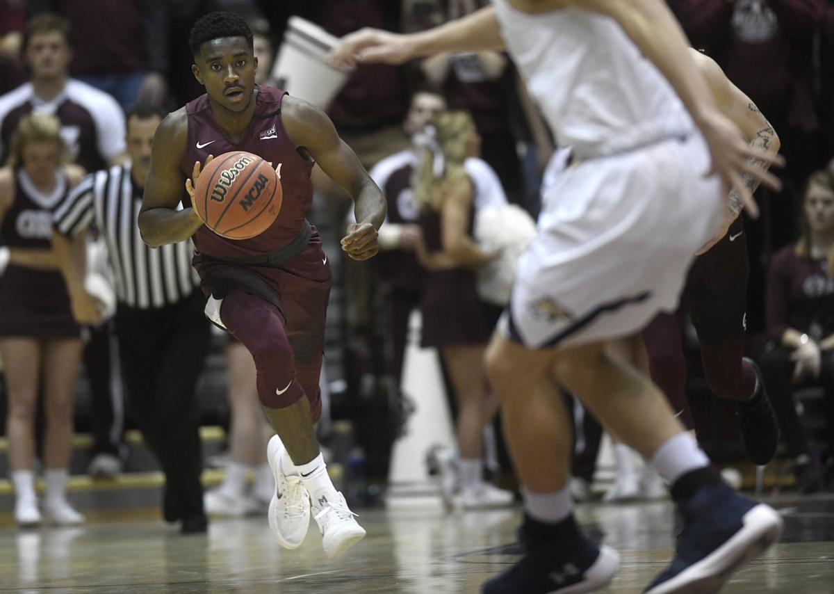 Montana Grizzlies Guard Mike Oguine Wins Big Sky Defensive Player