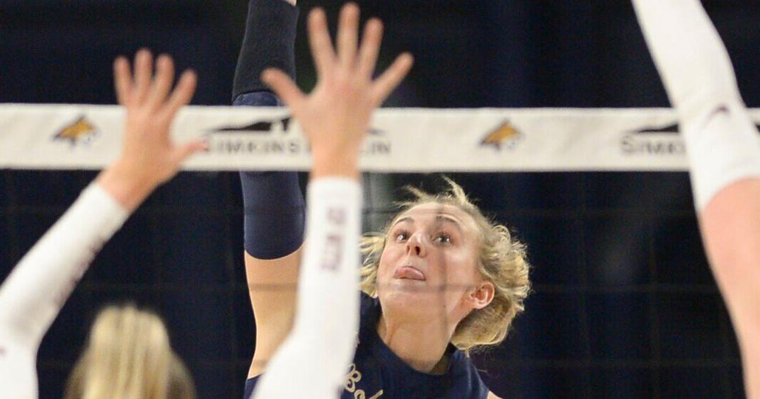 Montana State volleyball outlasts Montana in five-set marathon