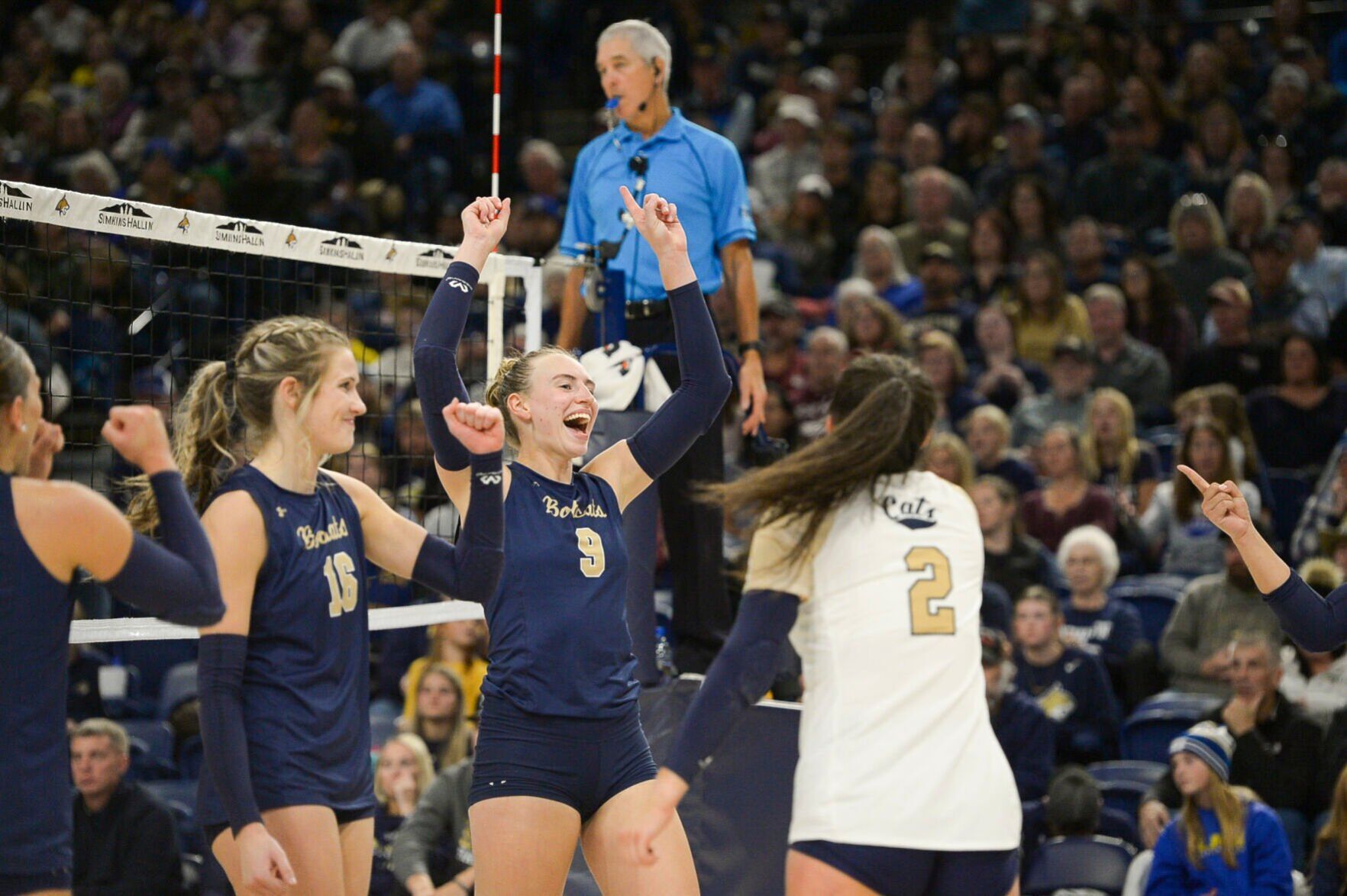 Montana State Snaps Skid To Montana Volleyball In Bozeman