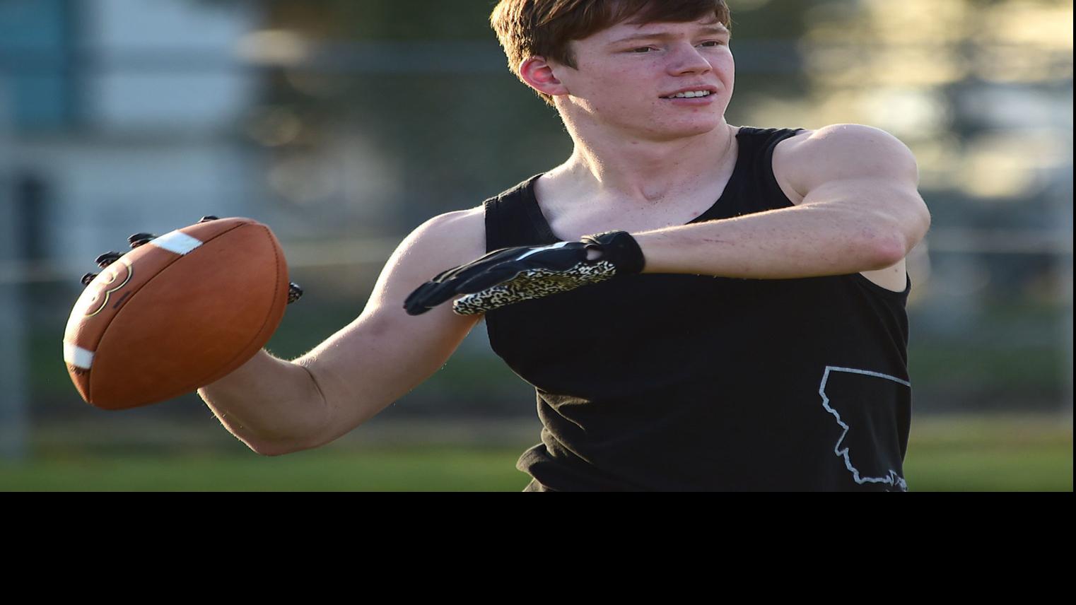 We Re Never Out Of It Young Park City Back In 8 Man State Quarterfinals High School Football 406mtsports Com