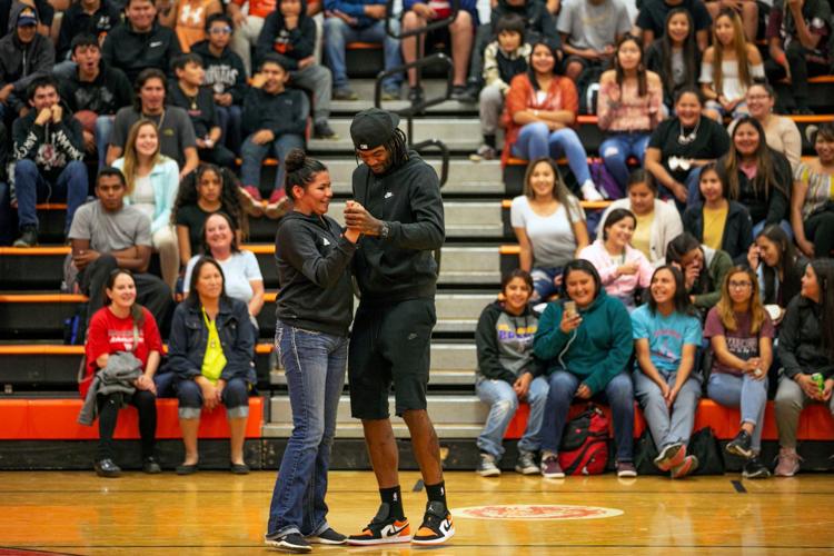 Former NBA player Jordan Hill visits Lodge Grass on Native American
