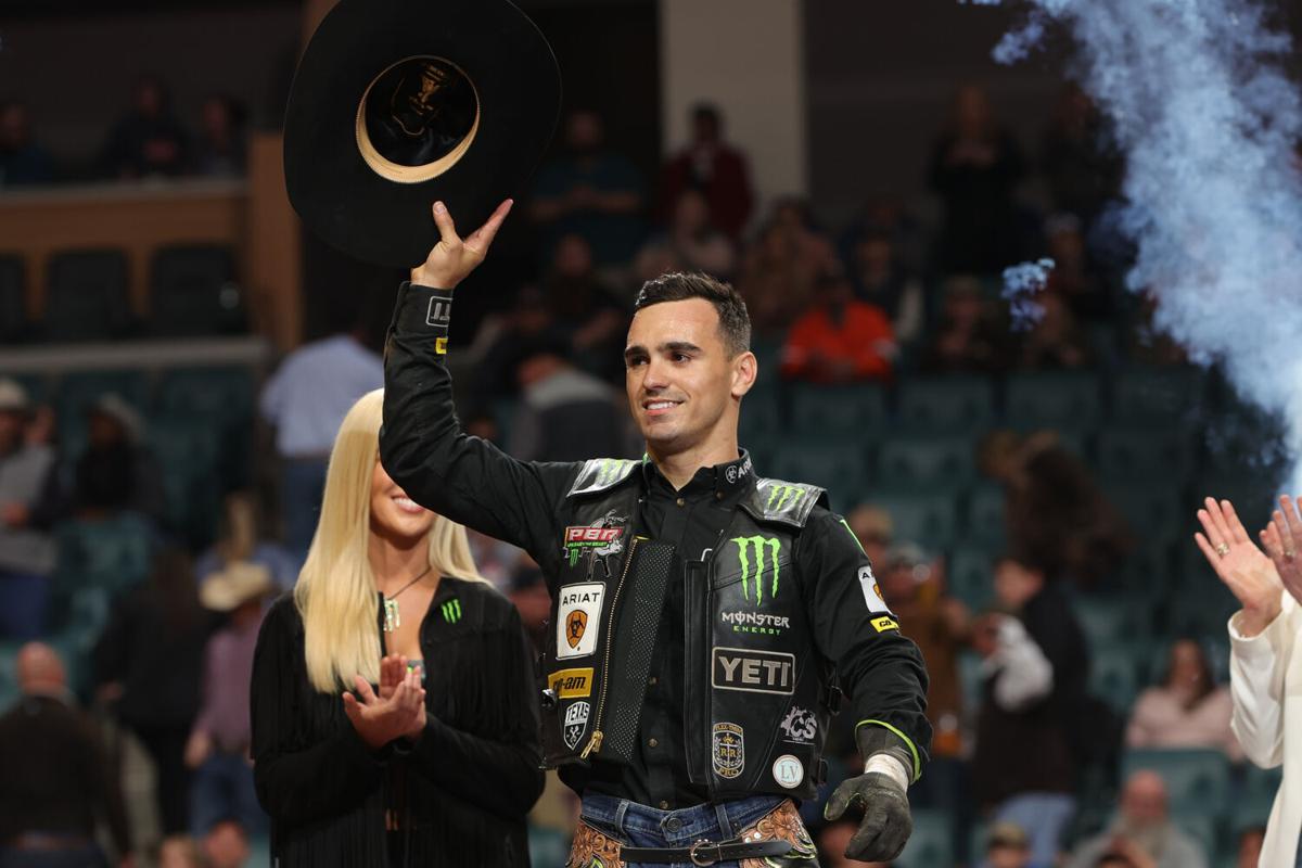 two-time-defending-billings-stop-champion-jose-vitor-leme-wins-oklahoma-pbr-elite-event-rodeo-406mtsports-com