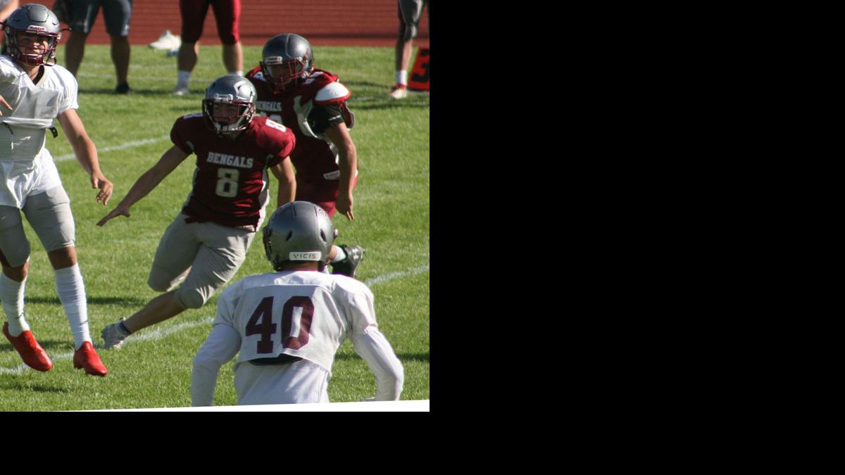 Quarterbacks stand out in Helena High, Capital football scrimmages