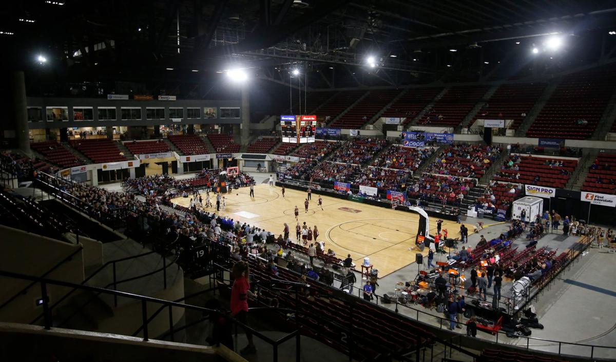 The Naia Tournament Drew 17 000 Fans To Metrapark Up 35 From