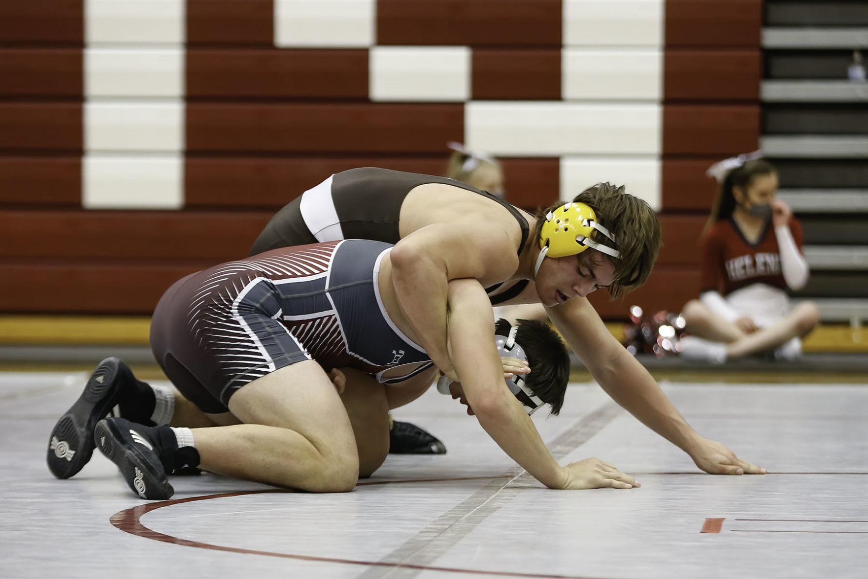 Helena Capital wins another hard-fought crosstown dual against Helena High