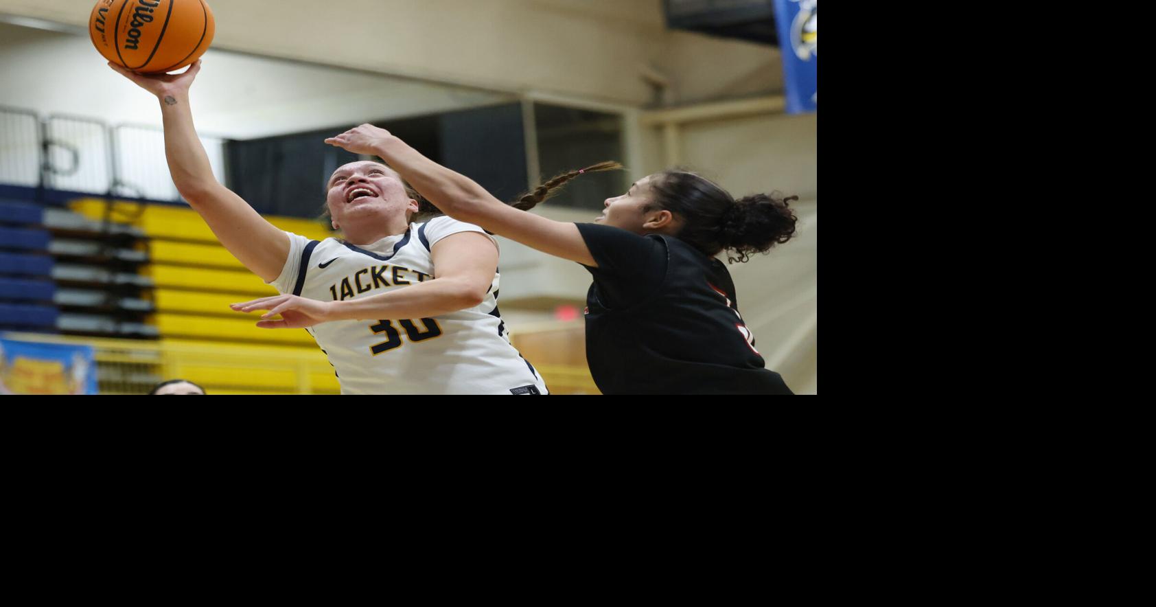 Kyla Momberg announces transfer from MSUB women's basketball to Alaska Anchorage