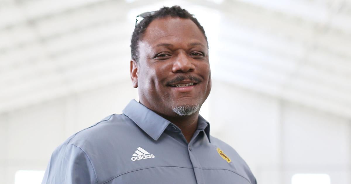 Montana State hires Willie Mack Garza as defensive coordinator