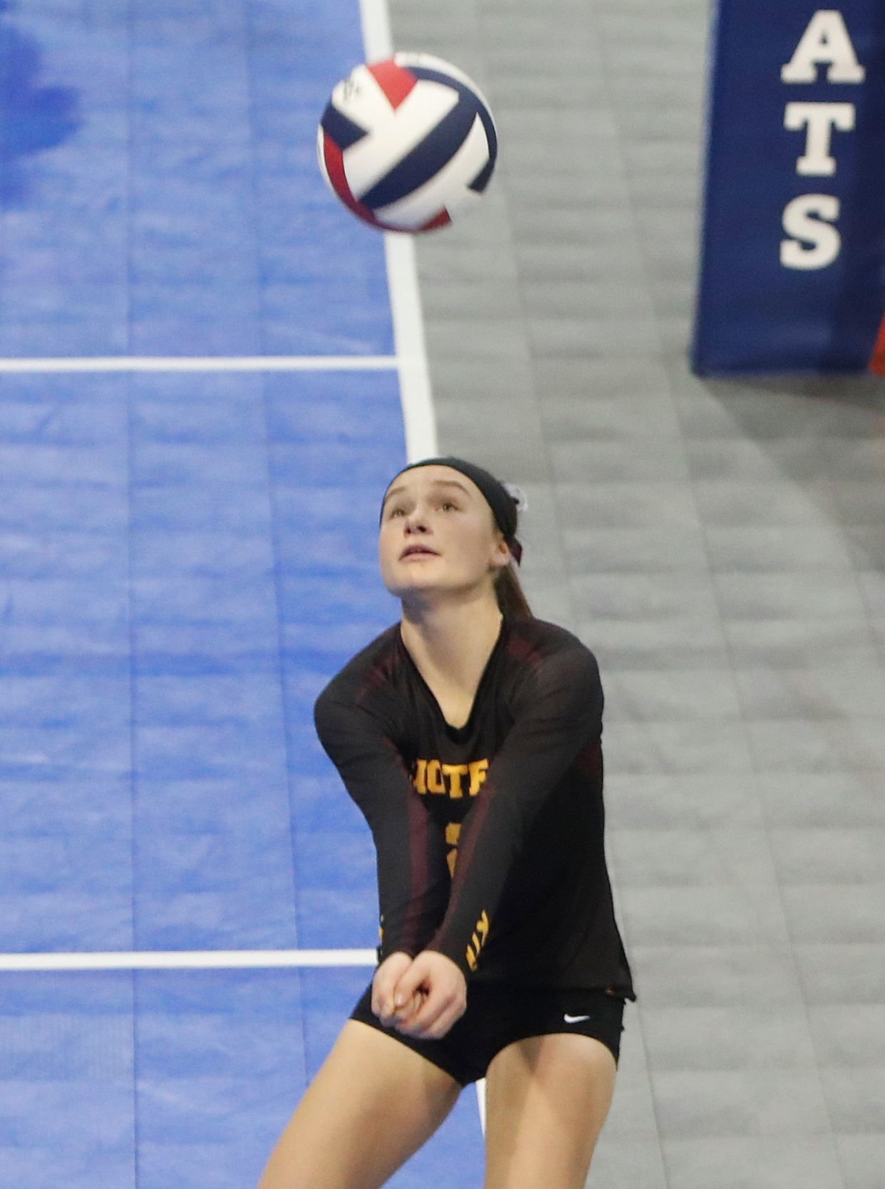 Photos: Day 1 Class B State Volleyball | High School Volleyball ...