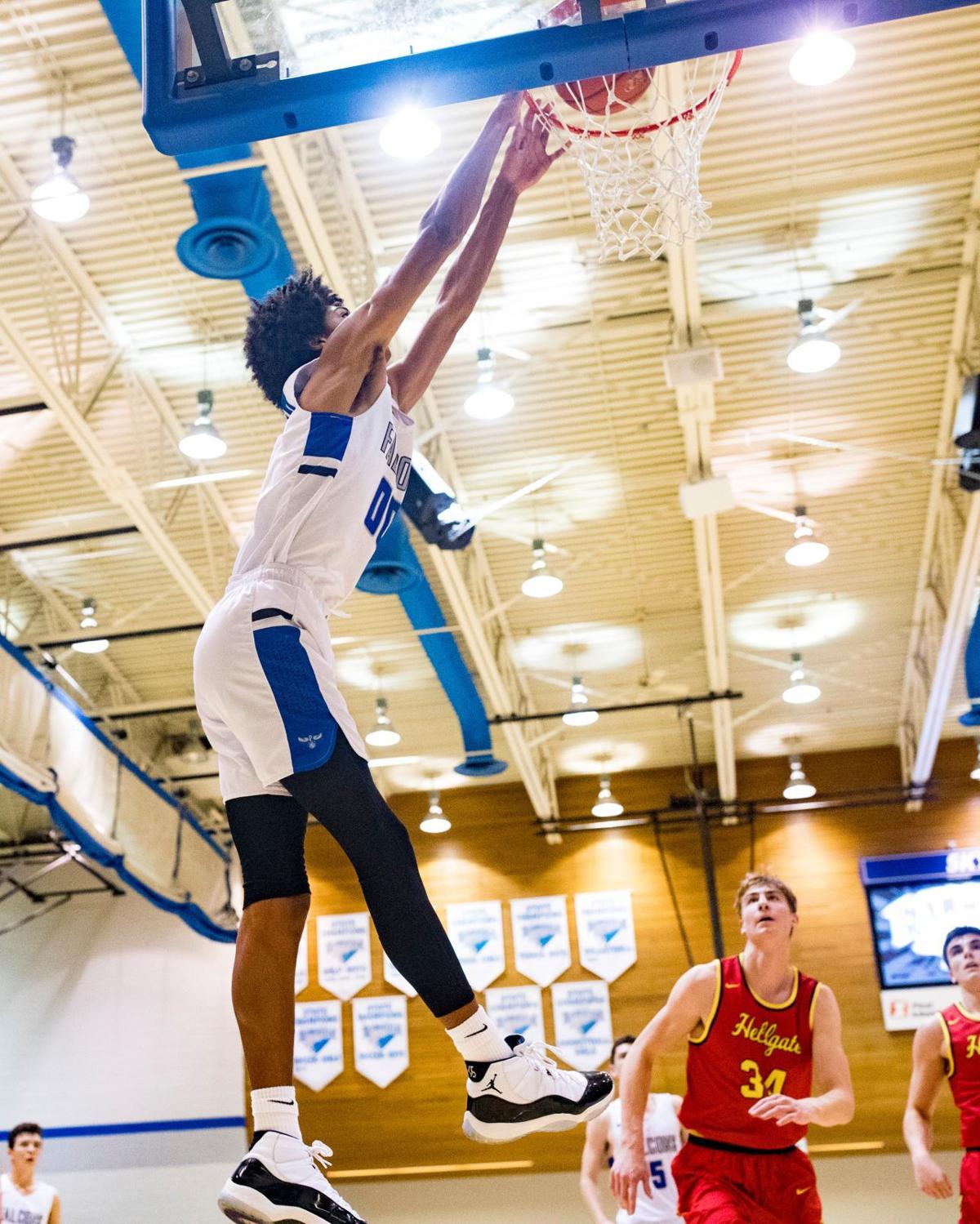 High Flying Start Missoula Hellgate Holds Off Julius Mims