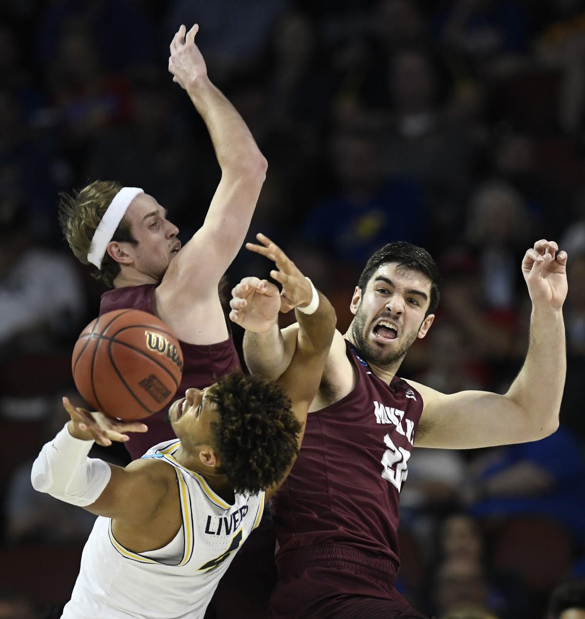 Montana Grizzlies Can T Sustain Hot Start Against Michigan Fizzle In 2nd Half Of Ncaa Tournament Opener Um Grizzlies 406mtsports Com