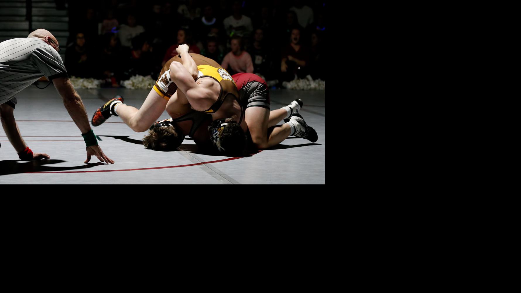 Photos Helena Capital wrestling defeats Helena High School Wrestling