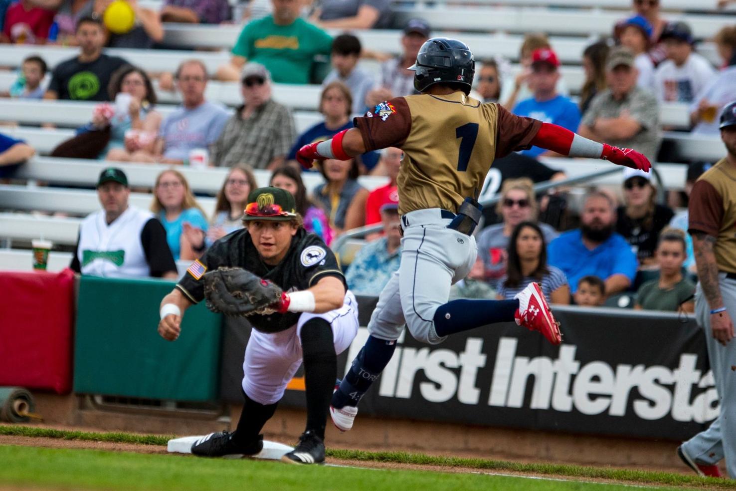 Photos Billings Mustangs vs. Rocky Mountain Vibes Pioneer League