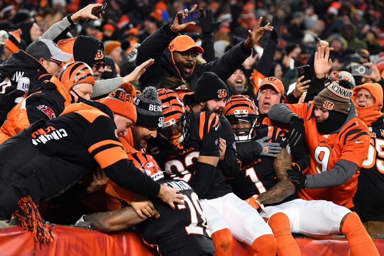 Bengals volunteered to host an NFL game in Cincinnati the day