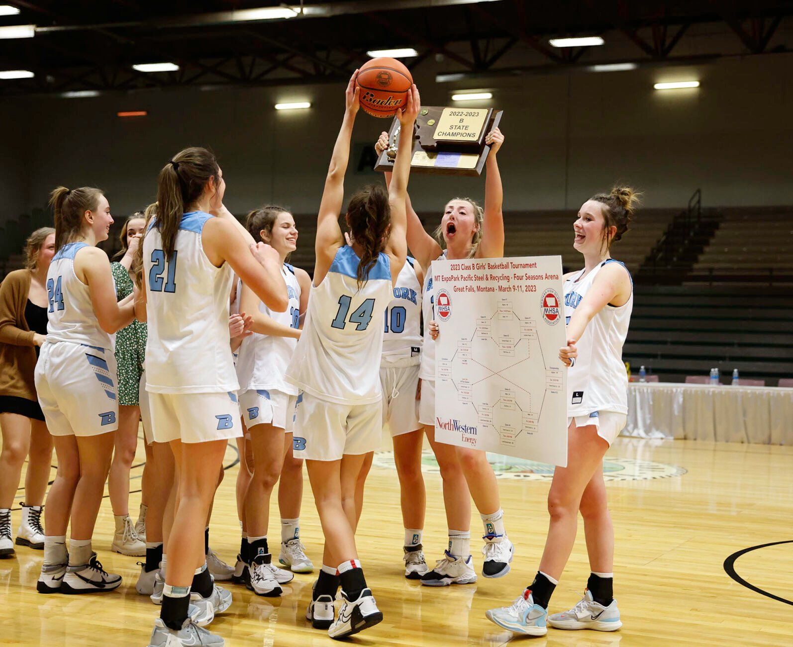 Huntley Project Leads Contenders In Class B Girls Basketball