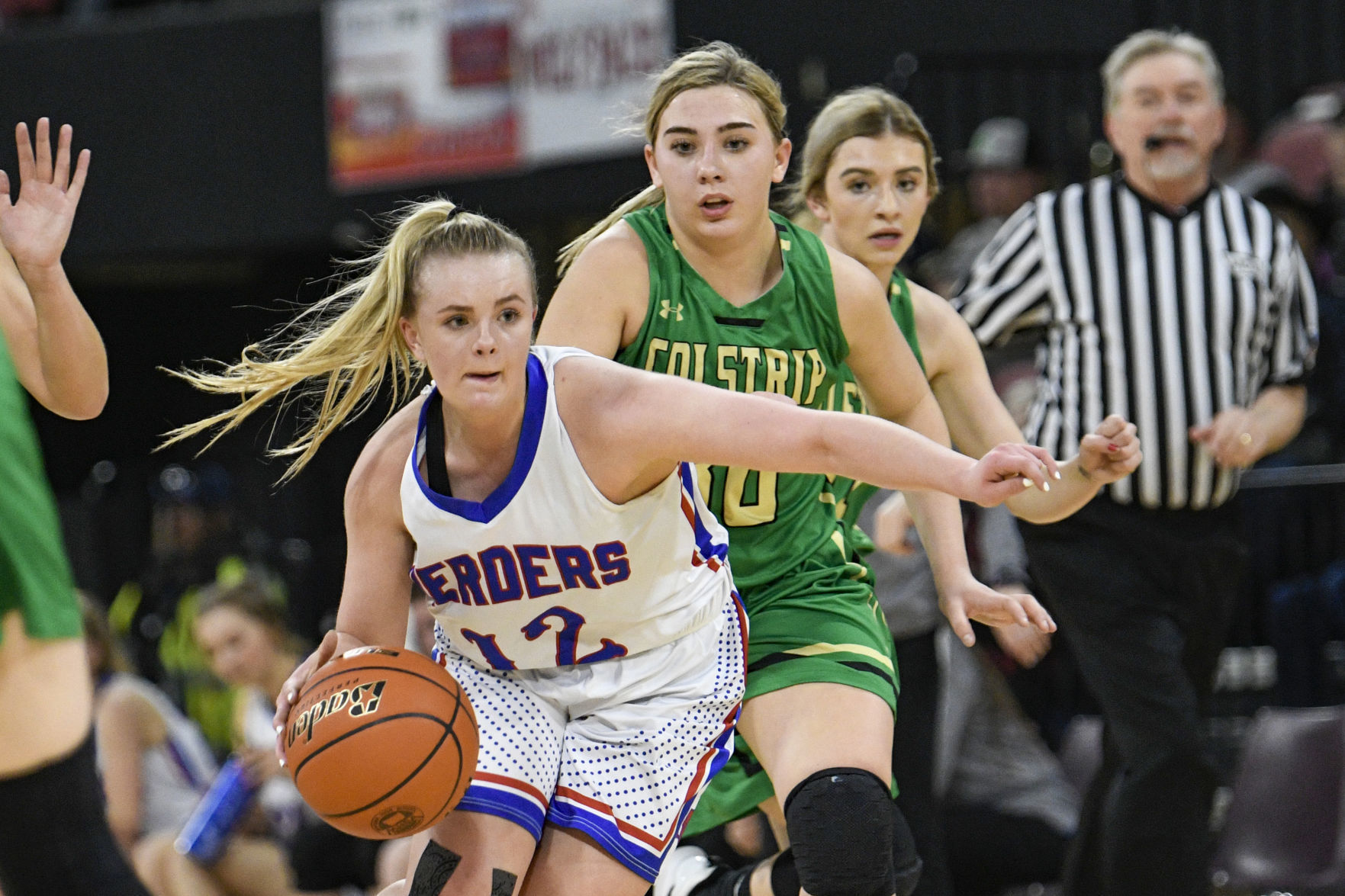 Guide To The Class B Girls Basketball Tournament