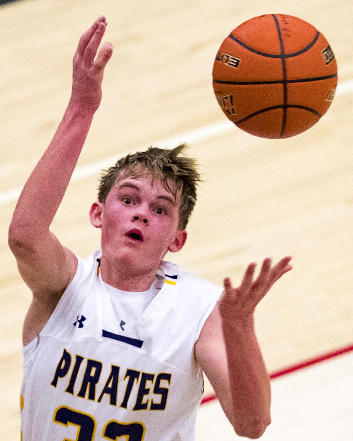 Photos Bridger vs. BroadviewLavina in District 6C boys basketball