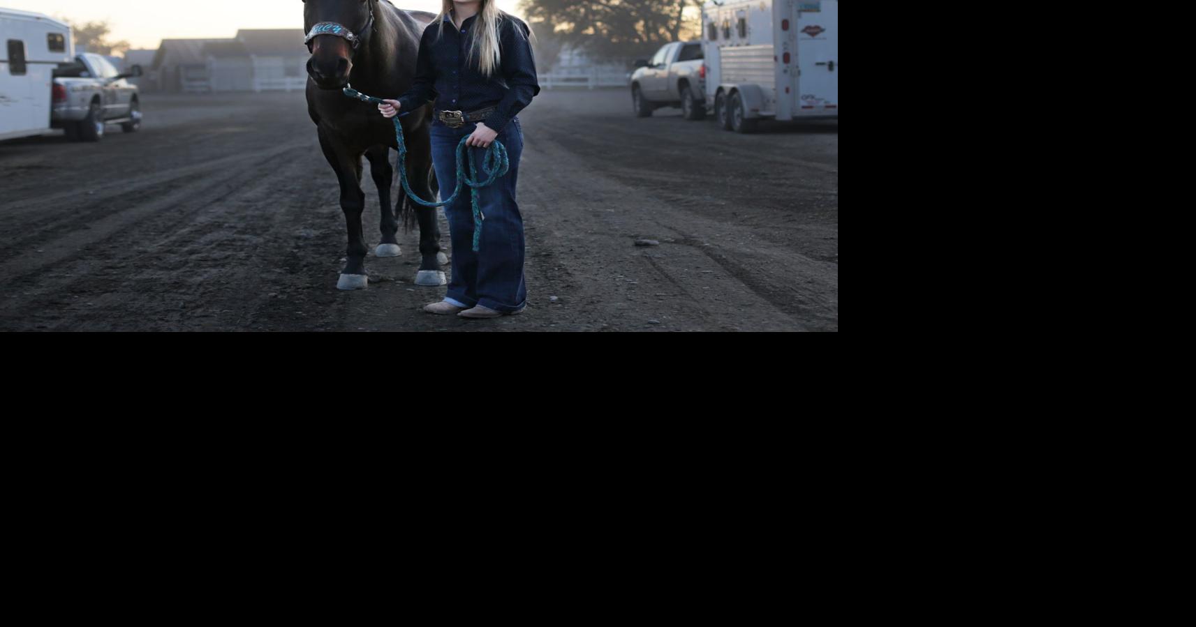 Shelby Rasmussen making a name for herself in rodeo