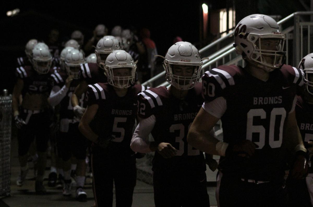 Hamilton Rolls Against Bitterroot Rival Corvallis 47 7 High School Football 406mtsports Com