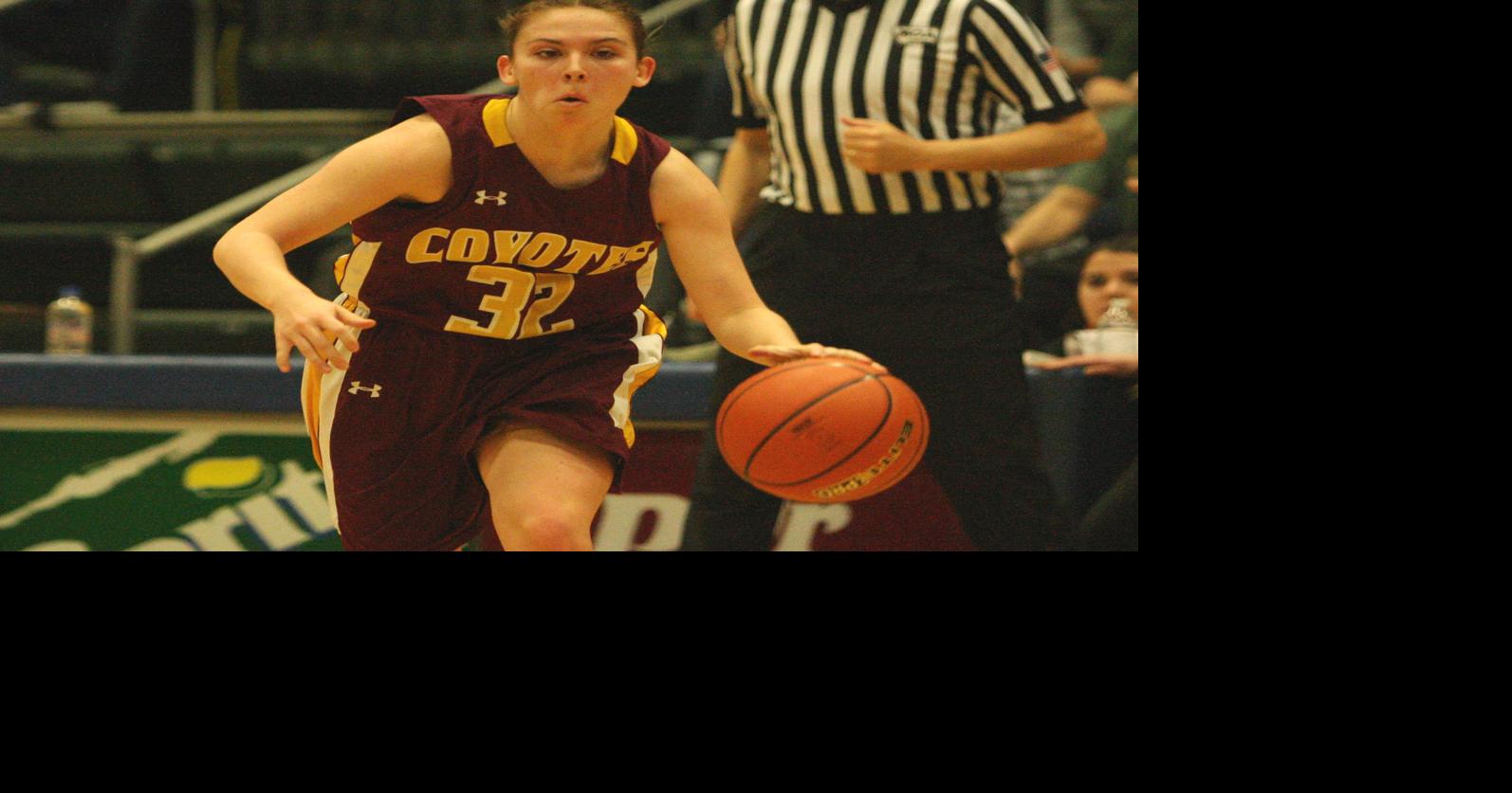 Photos First round of the State B girls basketball tournament