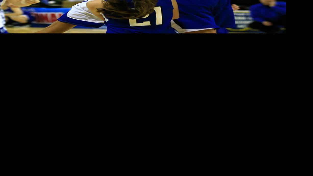 Fairfield S Natalie Klinker Blocks Malta S Sophia Stiles Shot