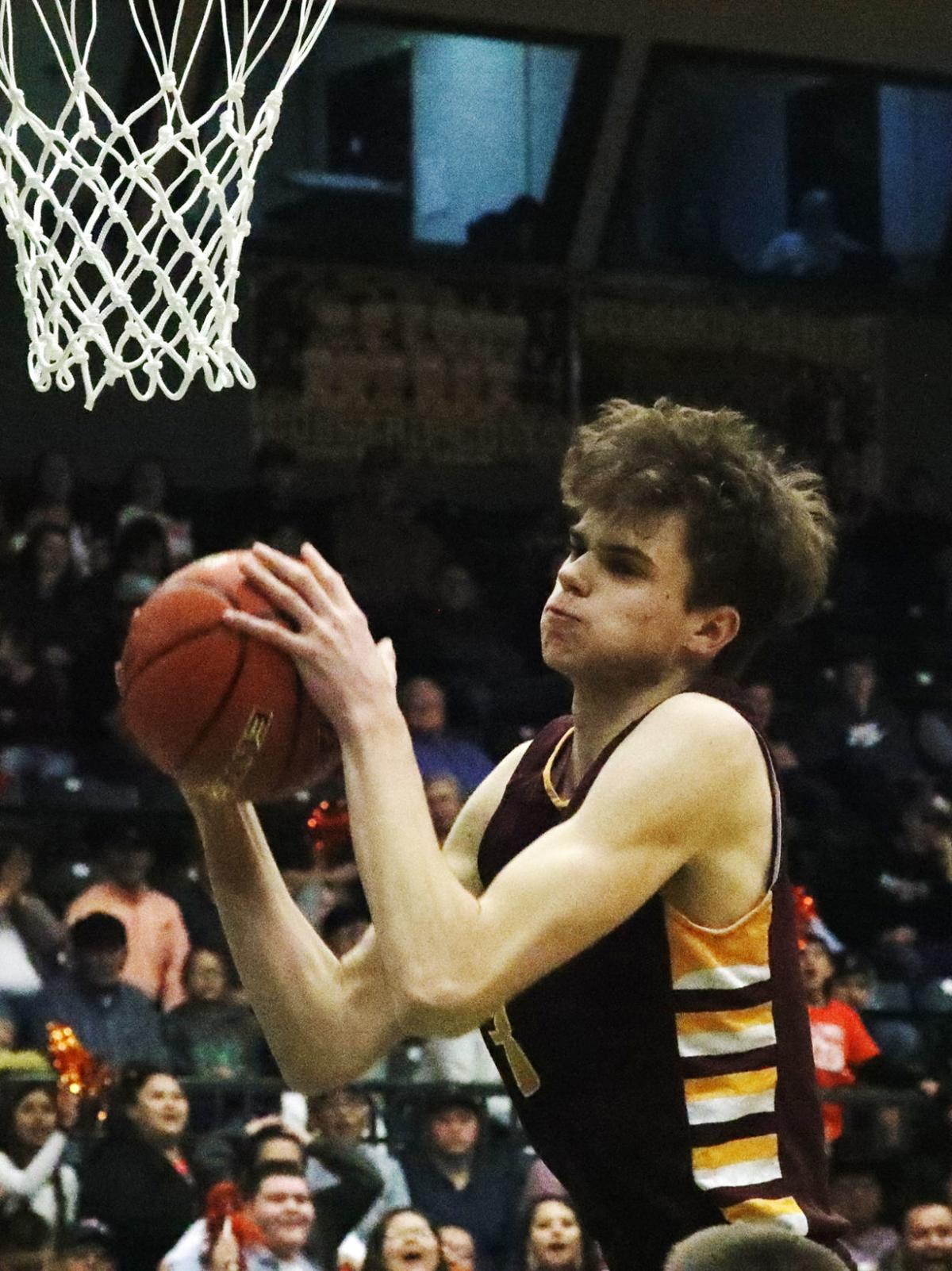State B Boys Lodge Grass Takes Down Shelby To Advance To