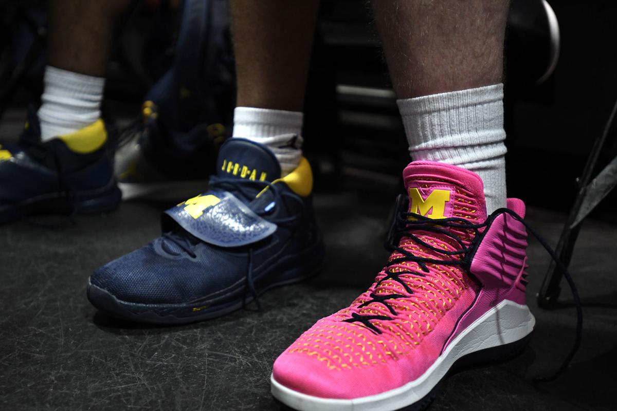 Photos Montana And Michigan Basketball Teams Prepare To Dance